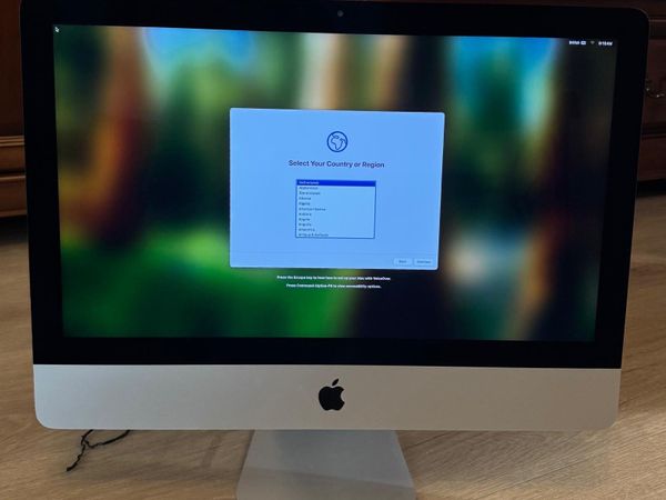 Apple iMac 21.5” 4K - Main image