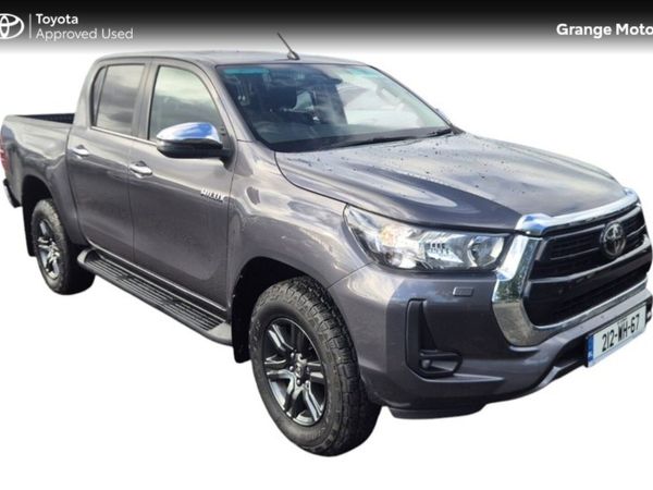 Toyota Hilux 2.8 DOUBLE CAB SR5 4DR - Main image