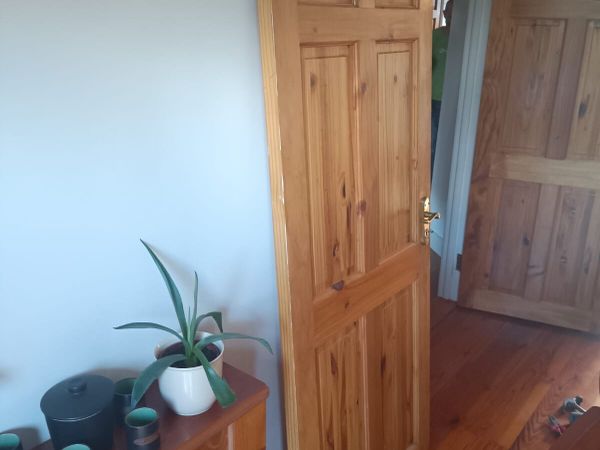 Solid pine door - Main image