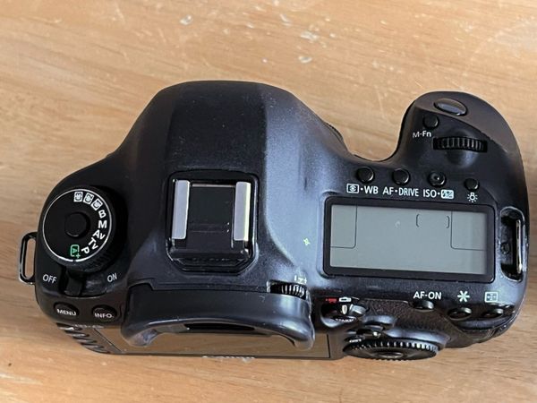 Canon 5D Mark III - Main image