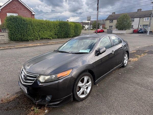 2009 Honda Accord for spares or repairs - Main image