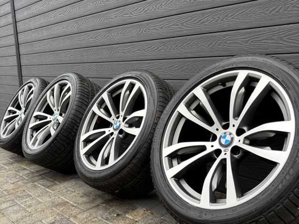 20” GENUINE BMW X5 F15 M-SPORT ALLOY WHEELS&TYRES - Main image