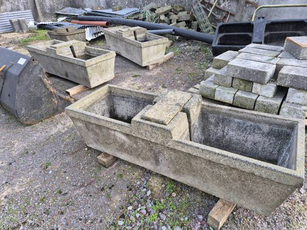 Water troughs - Main image