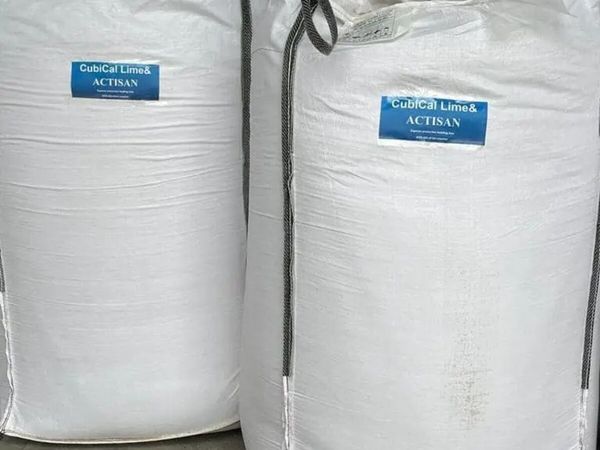 Sawdust+Lime cubicle bedding - Main image