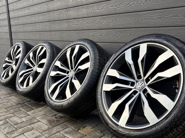 20” GENUINE VOLKSWAGEN TIGUAN R-LINE ALLOYS&TYRES - Main image