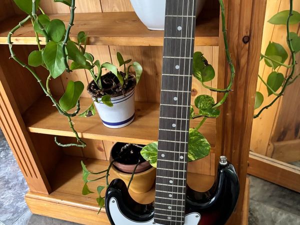 Gear 4 Music 3/4 sized, left-handed strat guitar - Main image