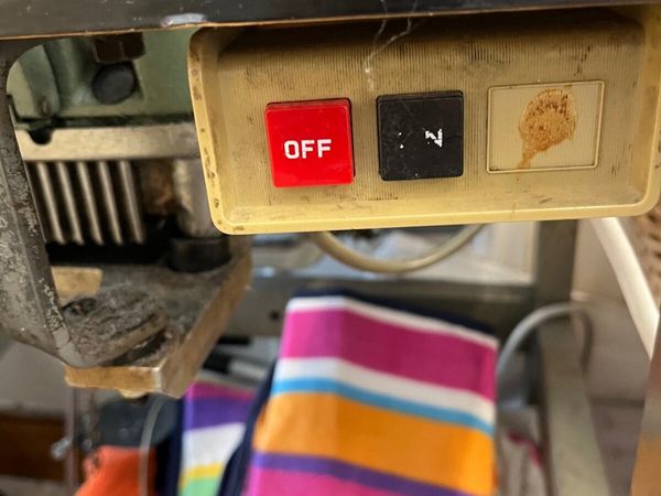 Overlocker sewing machine - Main image