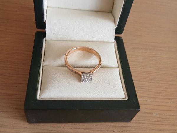 Diamond cluster ring - Main image
