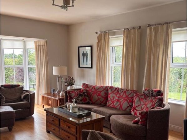 Fama couch and two armchairs - Main image