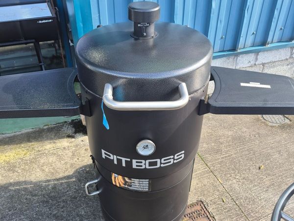 Smoker - Main image
