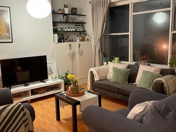 Free Sofas - Main image