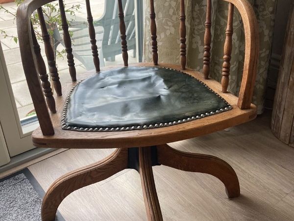 Antique Oak Captain’s Chair - Main image