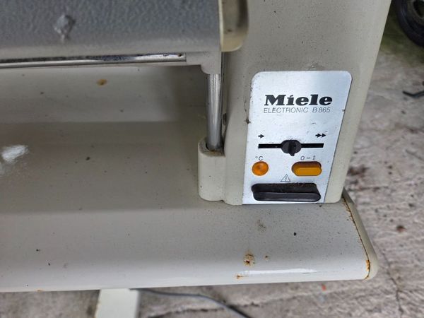 Rotary Iron - Main image