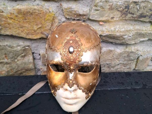 By post only real venitian mask - Main image
