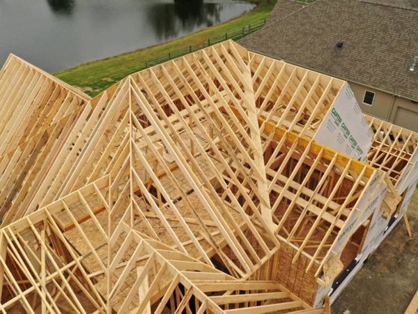 Roofer/Carpenter For Price work ONLY - Main image