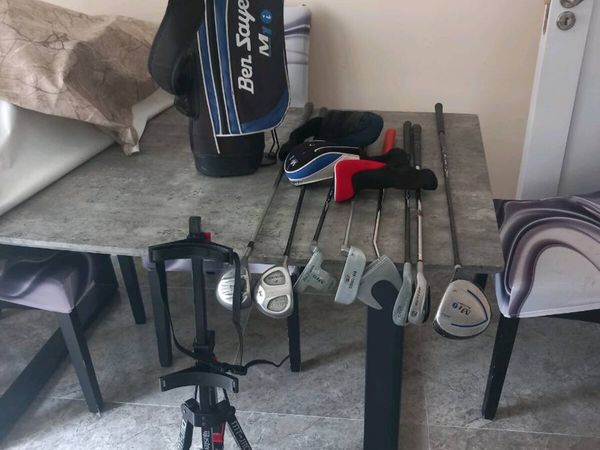Kids golf clubs and bag and trolley - Main image