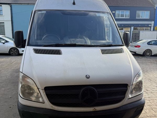Mercedes Sprinter - Main image