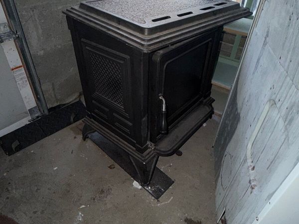Nestor Martin Cast Iron Multi-Fuel Boiler Stove - Main image
