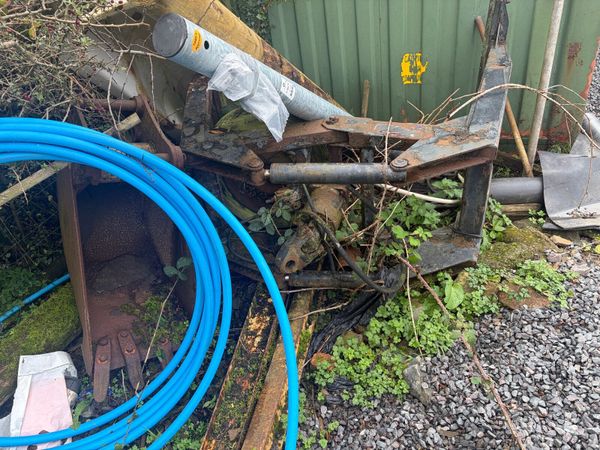 Compactor chain skip , hydraulic block grab , dig - Main image
