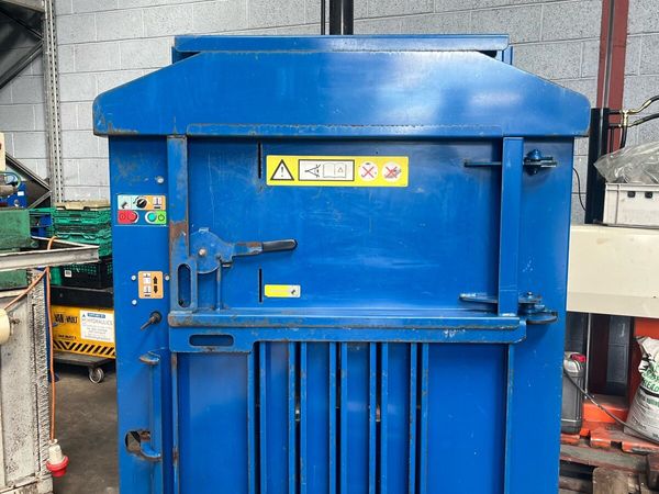 Cardboard plastic baler compactor - Main image