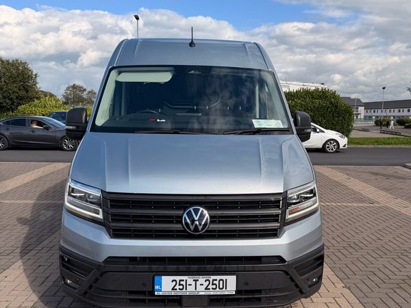 2025 VW Crafter Highline 177 HP Auto - MWB H/R - Main image