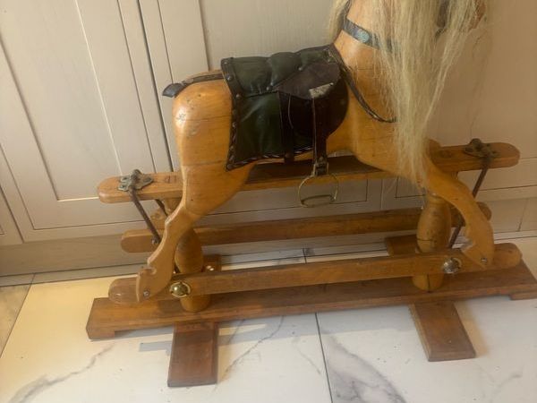 rockin horse - Main image