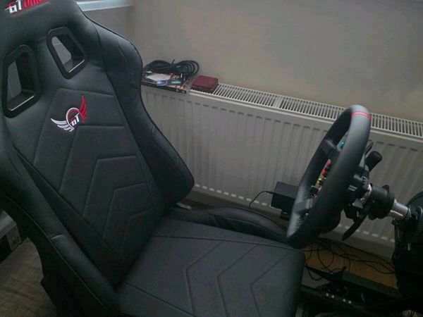 Fanatec racing rig - Main image