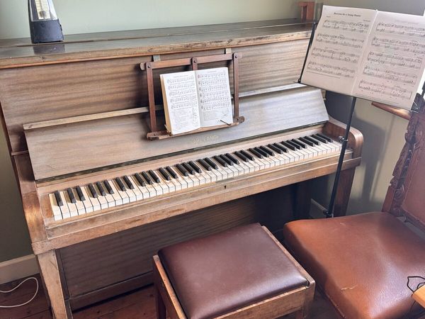 Piano - free! - Main image