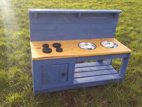 Mud kitchens - Main image