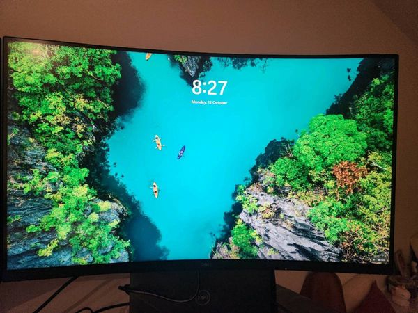 Dell S3220DGF 32” Curved Gaming Monitor - Main image