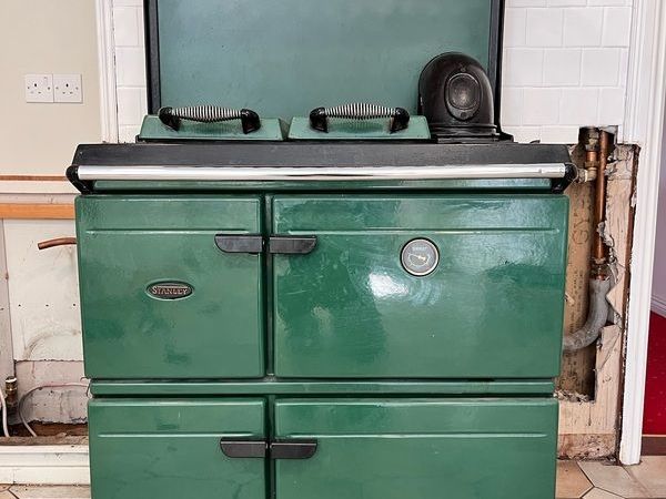 Oil-Fired Stanley 100K Cooker & Boiler - Main image