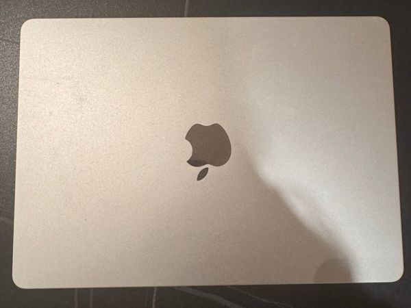 MacBook Air M2 - Main image