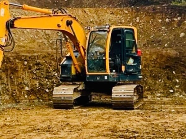 Digger for hire - Main image