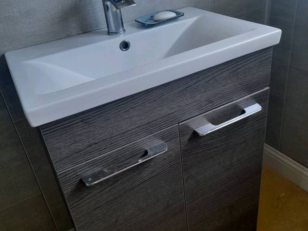 Vanity Unit / Wash hand basin 600mm - Main image