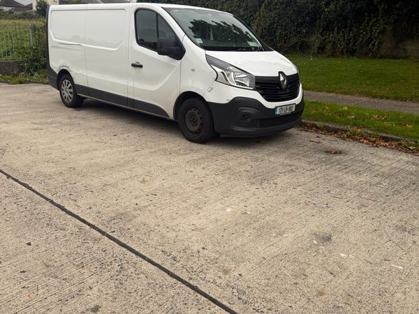 171 Renault Trafic - Main image