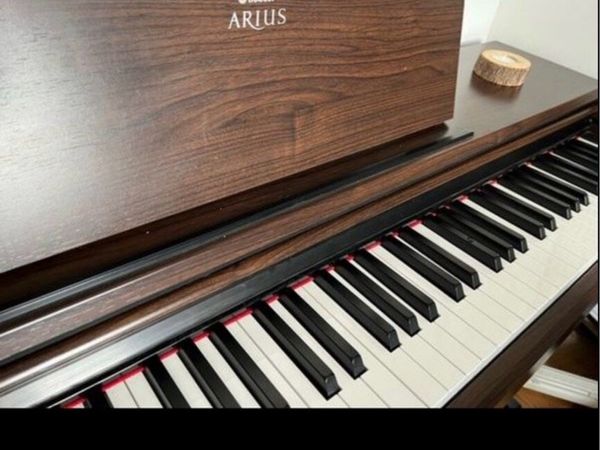 Yamaha Arius YDP-140 Digital Piano - Main image