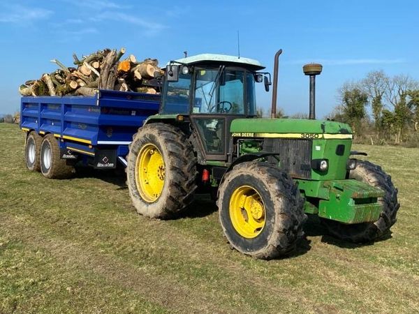 John Deere 3050 - Main image