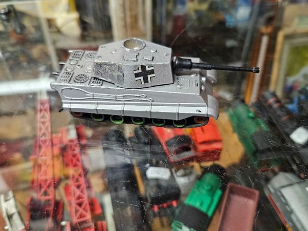 Matchbox Battlekings German WW2 King Tiger - Main image