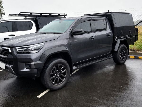 4X4 JEEP TRAY & CANOPIES - Main image