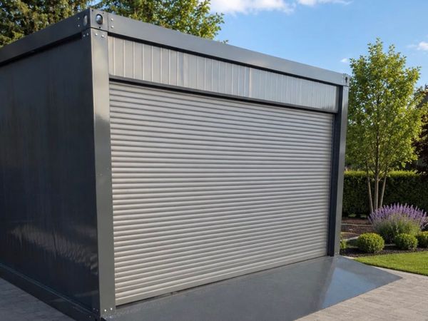 Classic car storage - Main image