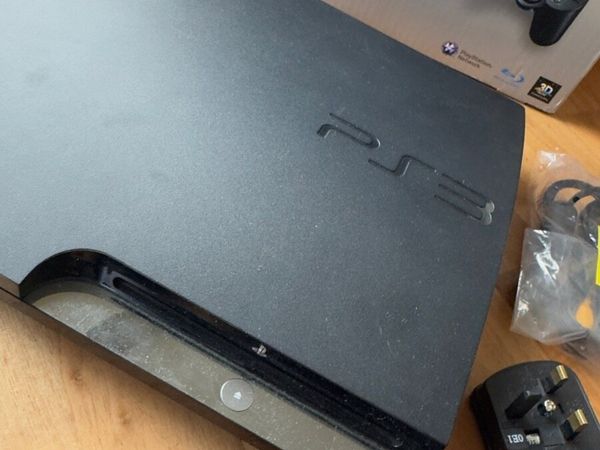 PlayStation 3 Slim 320GB PS3 - Boxed - Main image