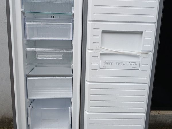 B LARDER FREEZEE FOR SALE - Main image