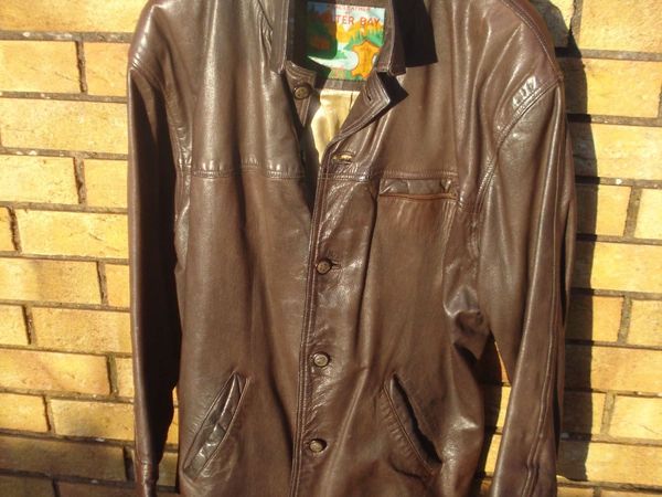 VINTAGE MENS BROWN REAL LEATHER JACKET. - Main image