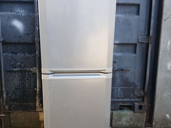 G FRIDGE FREEZER FOR SALE - Main image
