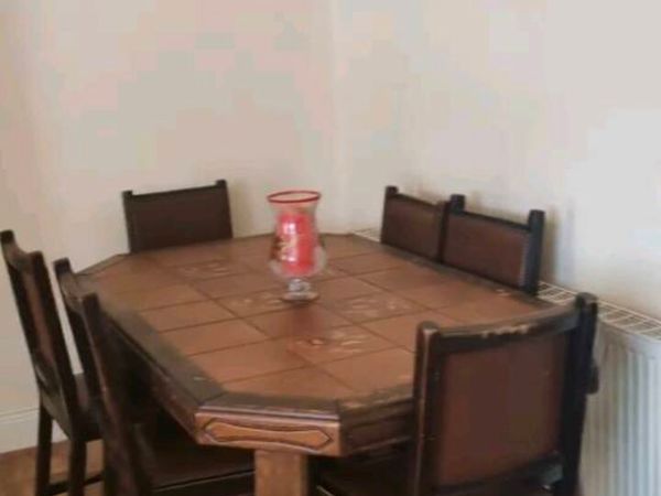 Table chairs - Main image