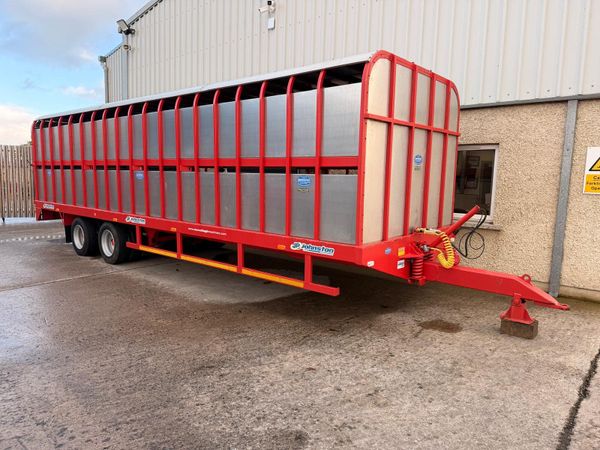 2022 Johnston 28ft Tractor Drawn Cattle Trailer - Main image