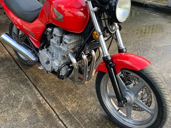 Honda nighthawk 750 - Main image