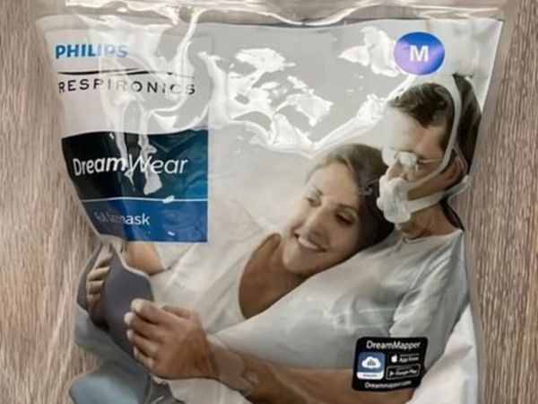 Philips Respironics DreamWear Full Face CPAP Mask: - Main image