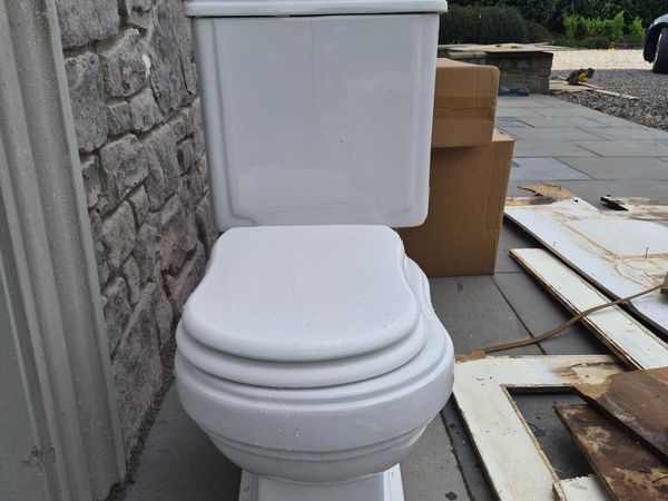Toilet - Main image