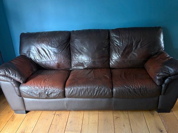 Free 3 seater leather sofa - Main image